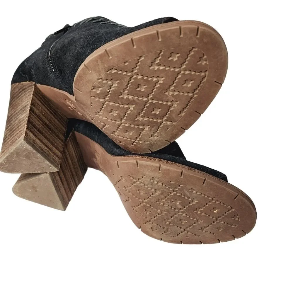 Zodiac Mia Black Suede Leather Peep Toe Block Heel Stitched Booties 10M